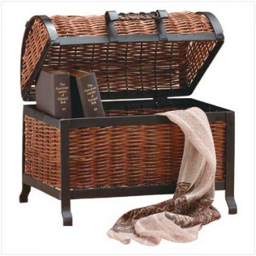 Metal rattan chest